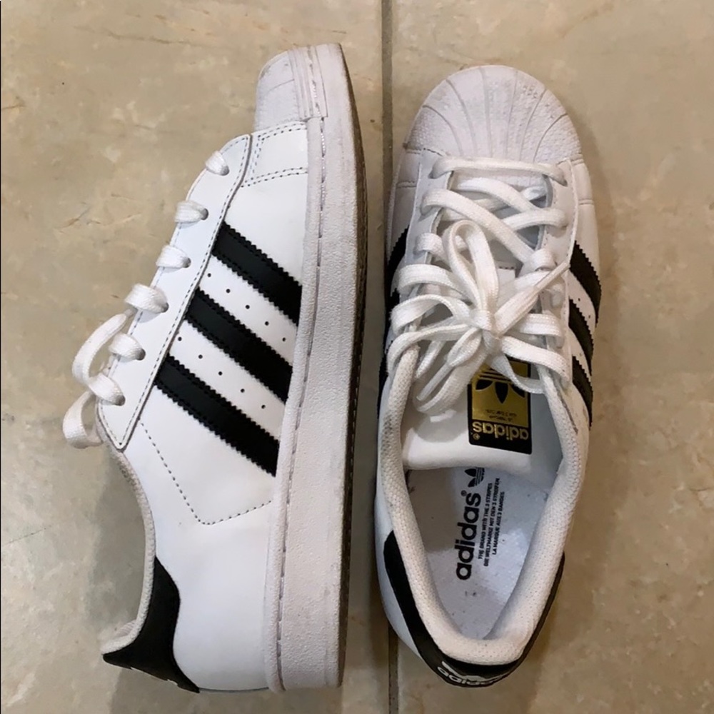 Adidas Superstar